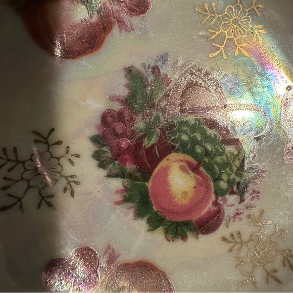 Small Plate with fruit basket cherries apples - Picture 2 of 4